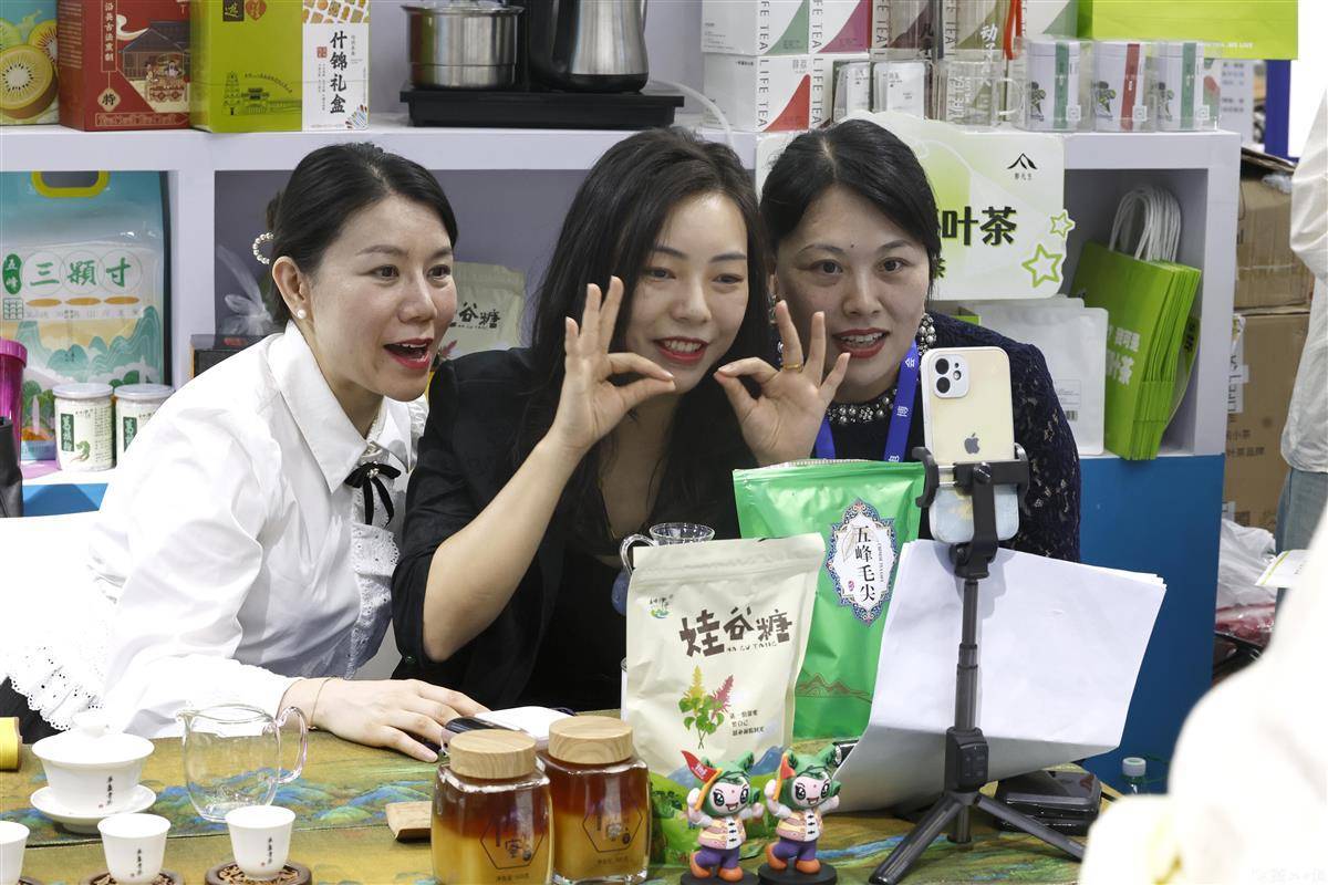 开户送18元体验金网址
